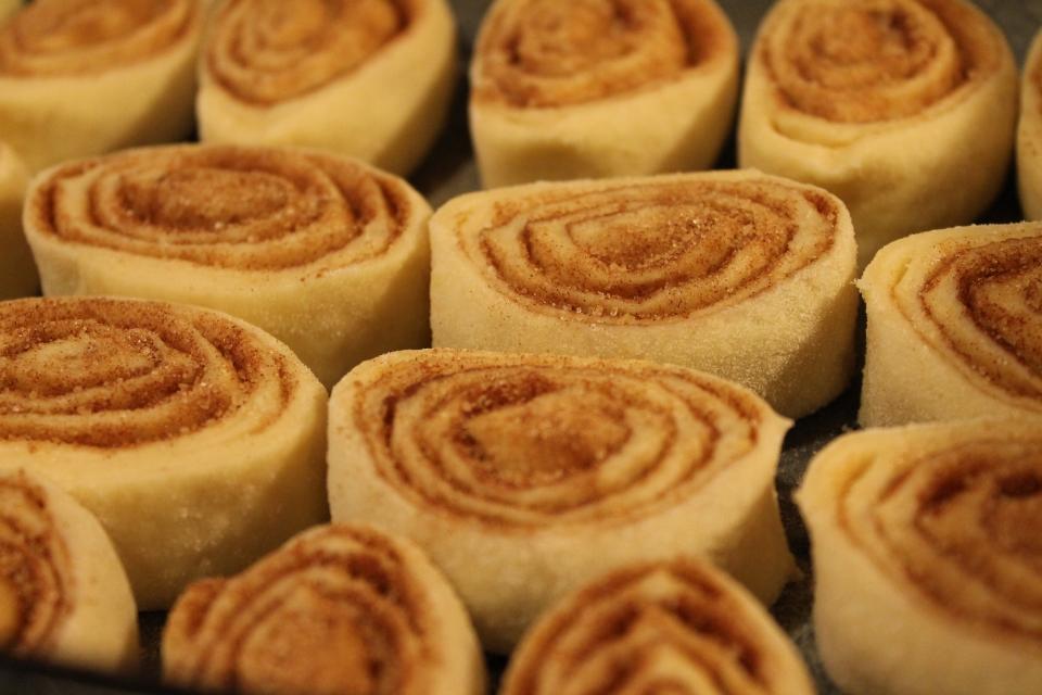 cinnamon-rolls-058